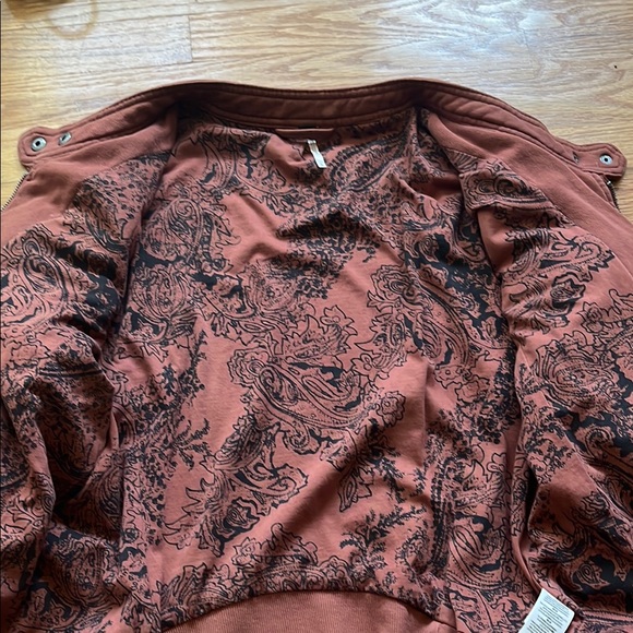 Women's Rust Jacket - Picture 5 of 6